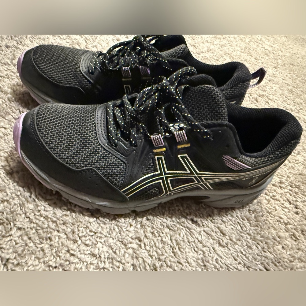 ASICS Black and Silver Running Shoes
